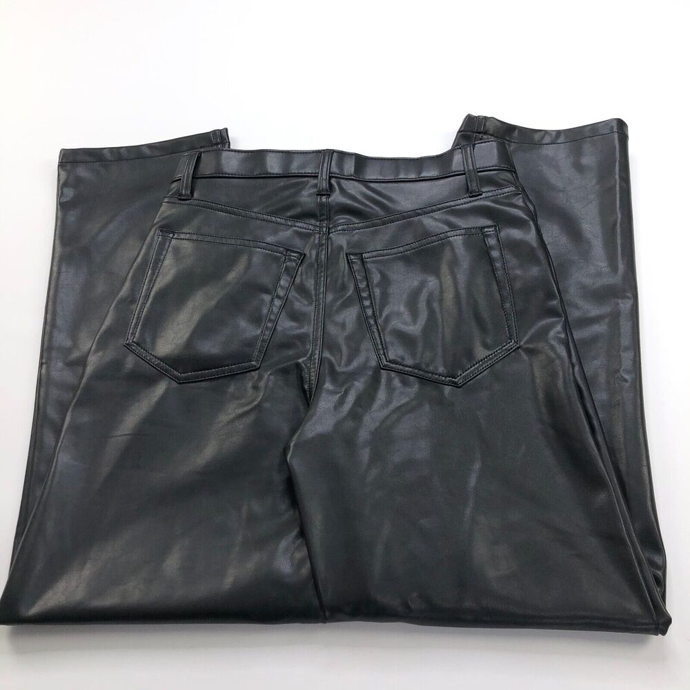 Abercrombie The 90s Straight Ultra High Rise Curve Love Leather 28 (Fit 29W 28L)